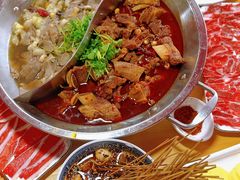 -大众跷脚牛肉馆·非遗传承单位(峨眉山店)