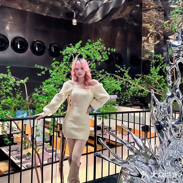 长沙高级感黑金庭院风日式烤肉💯黑毛和牛口感绝了