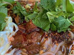 酱香牛肉米干-啊墨江牛烂烀米线