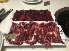 匙仁-三头牛·潮汕牛肉生蚝火锅 (夏湾店)