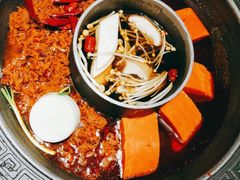 -晓宇重庆火锅(龙首店)