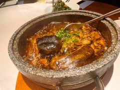 石锅碟鱼头-新海渔港·胶东海鲜家常菜·家宴(奥体中心店)