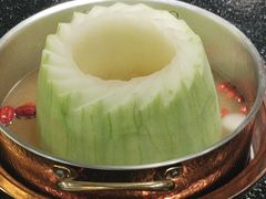 -得意咚瓜·顺德鱼生·冬瓜火锅(深圳首店)