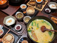 -银米·云南传统过桥米线(双廊黑金冠店)