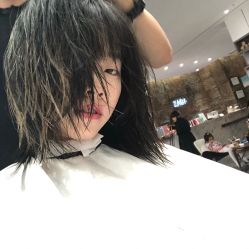 -扎嘎形象设计