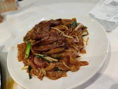 干炒牛河-稻香酒家·34年老字号·港式粤菜(汉街店)