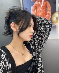 -藤野造型烫发染发