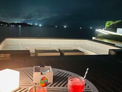-瑰丽酒店·海吧·天际下午茶·现场DJ·天台酒吧