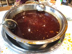 -肖肖酸萝卜鱼火锅(总店)