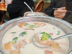 冬日海鲜锅仔-红灯笼龙凤饭店(宁波老字号店)