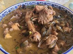 -华龙特色大骨鸡农家菜馆