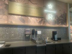 -星巴克臻选(周浦万达店)