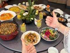 -连鹭海鲜·海肠捞饭·海胆饭(星海店)