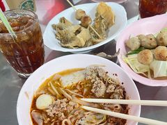 -榮泰米粉湯(Left Shop)