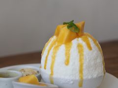 -Cheevit Cheeva(Sirimangkalajarn)