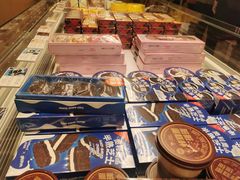 零售区-好利来(清华南门店)