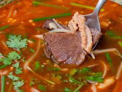 秘制牛杂汤-阿里家·新疆烤肉酒場 by MIG