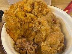 -丽丽三鲜螺蛳粉(田林路店)