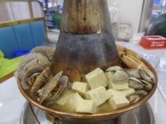 -一口猪海鲜浑锅·东北家常菜