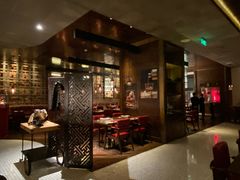 -恰餐厅及酒吧 CHAR Bar & Grill (北京丽都皇冠假日店)