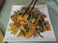 -龙香居海鲜浑锅家常菜·特色驴肉