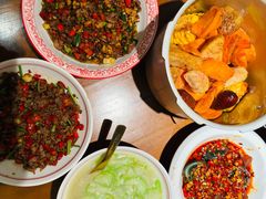 -蛮佬拾·乡里土菜馆(河西王府井店)