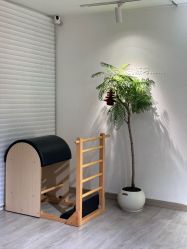 -闺蜜瑜伽·普拉提女性塑形馆