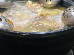 -濠轩阁特色生蚝火锅(水湾路店)