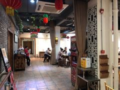 大堂-百年银屏蚝烙·潮汕菜·非遗(乐山店)