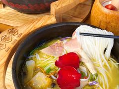 -桥香园过桥米线(国贸店)