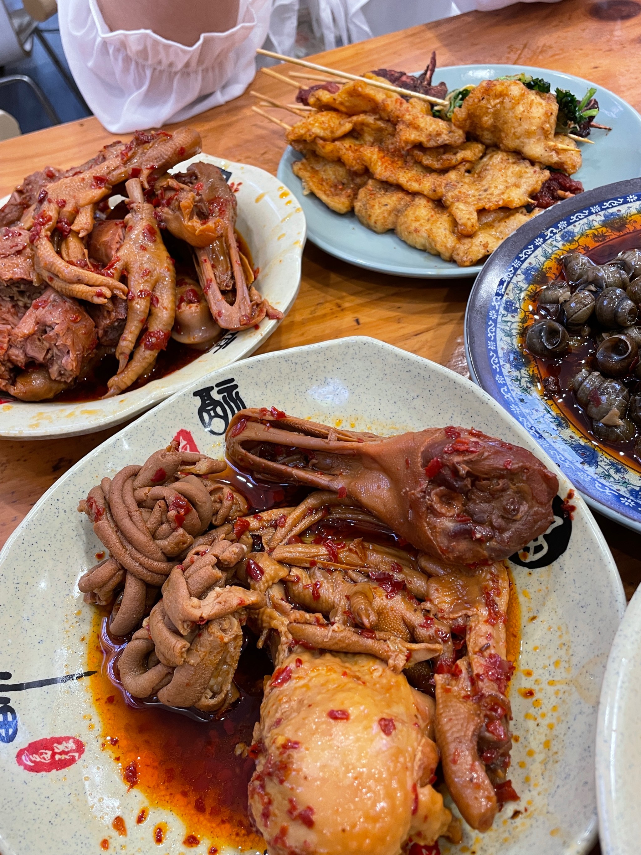 鸡爪鸭爪卤味制作方法图片