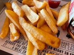 宽薯条-FATBURGER 特富客汉堡(外交公寓店)