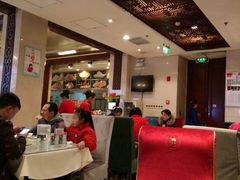 -一家人(凯旋路店)