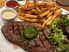 -ROAST coffee & eatery
