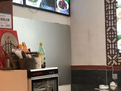 -临街徽菜馆·正宗黄山味
