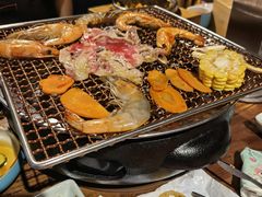 -明洞阿姨·韩式酱蟹烤肉·创意料理(三元桥店)