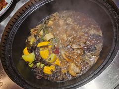 -锅老头海鲜铁锅炖
