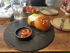 -HIGH FIVE哈福手工汉堡(桂林路店)