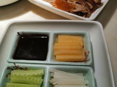 -韵秋荷(宝山龙湖天街店)