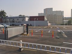 -左外关厢东里-停车场