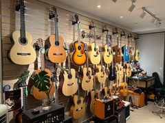 -柏斯音乐艺术中心·钢琴·吉他(上音店)