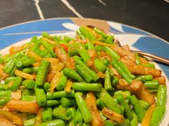 豆角榨菜炒鱼松-粤·向群饭店(二沙岛店)