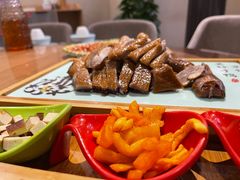 -有红鸡毛店·川菜(建设路店)