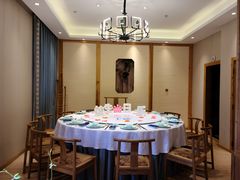 包厢-上座云间·青年赣菜(绿茵店)