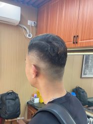 -纯剪男士理发馆·烫染专业店