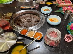 -韩烧牛中牛·甄选黑牛烤肉(黑金店)