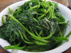 清炒红薯叶-老三样·美食研究中心(世贸路店)