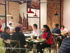 -何师烧烤·香辣蟹·川菜·30年老品牌(太古里旗舰店)