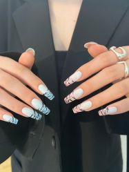 -初心纹眉洗眉·美睫专业店