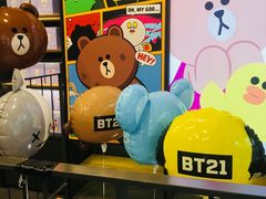 -LINE FRIENDS Garosu-gil Flagship Store